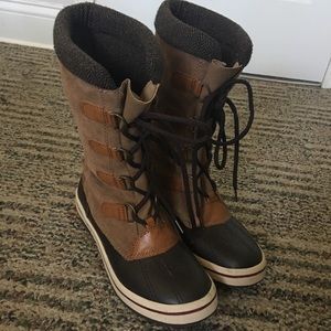 Lace-Up Winter Boots